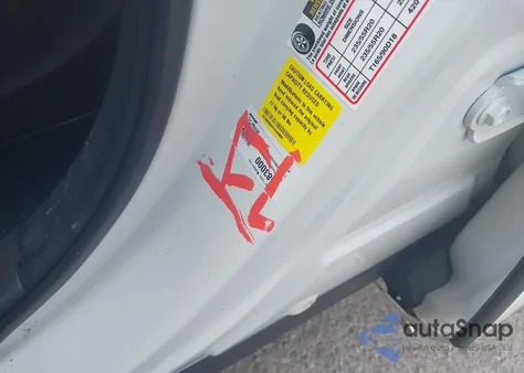 2025 Toyota Highlander Xse from USA, damaged, VIN 5TDKDRBH2SS583000